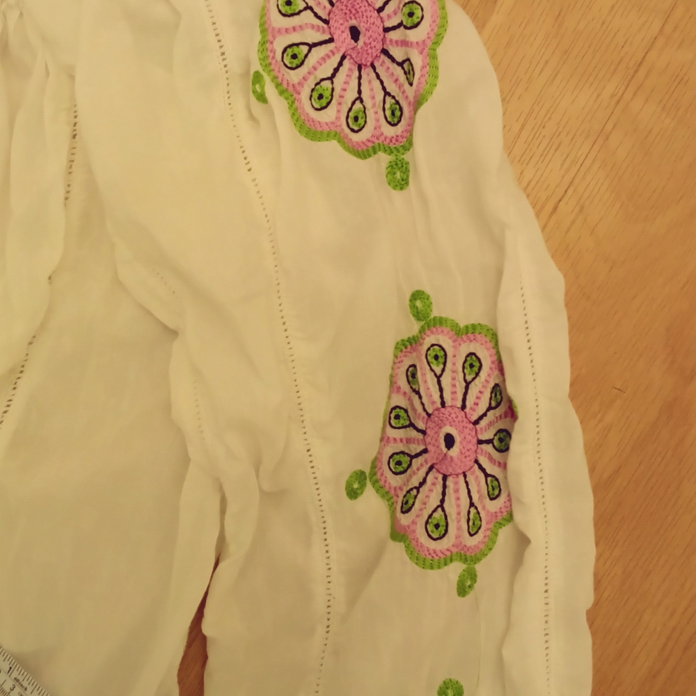 Roberta Freyman Embroidered White Blouse With Pink and Green Accents Size S - Picture 4 of 9